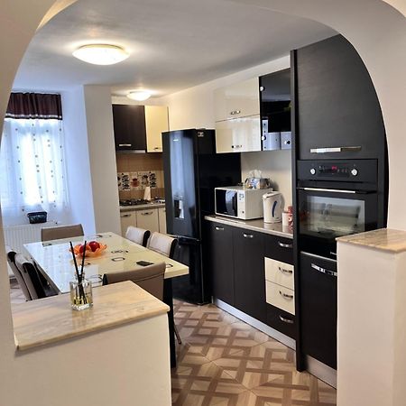 Apartament Maria 1 Băile Herculane Buitenkant foto
