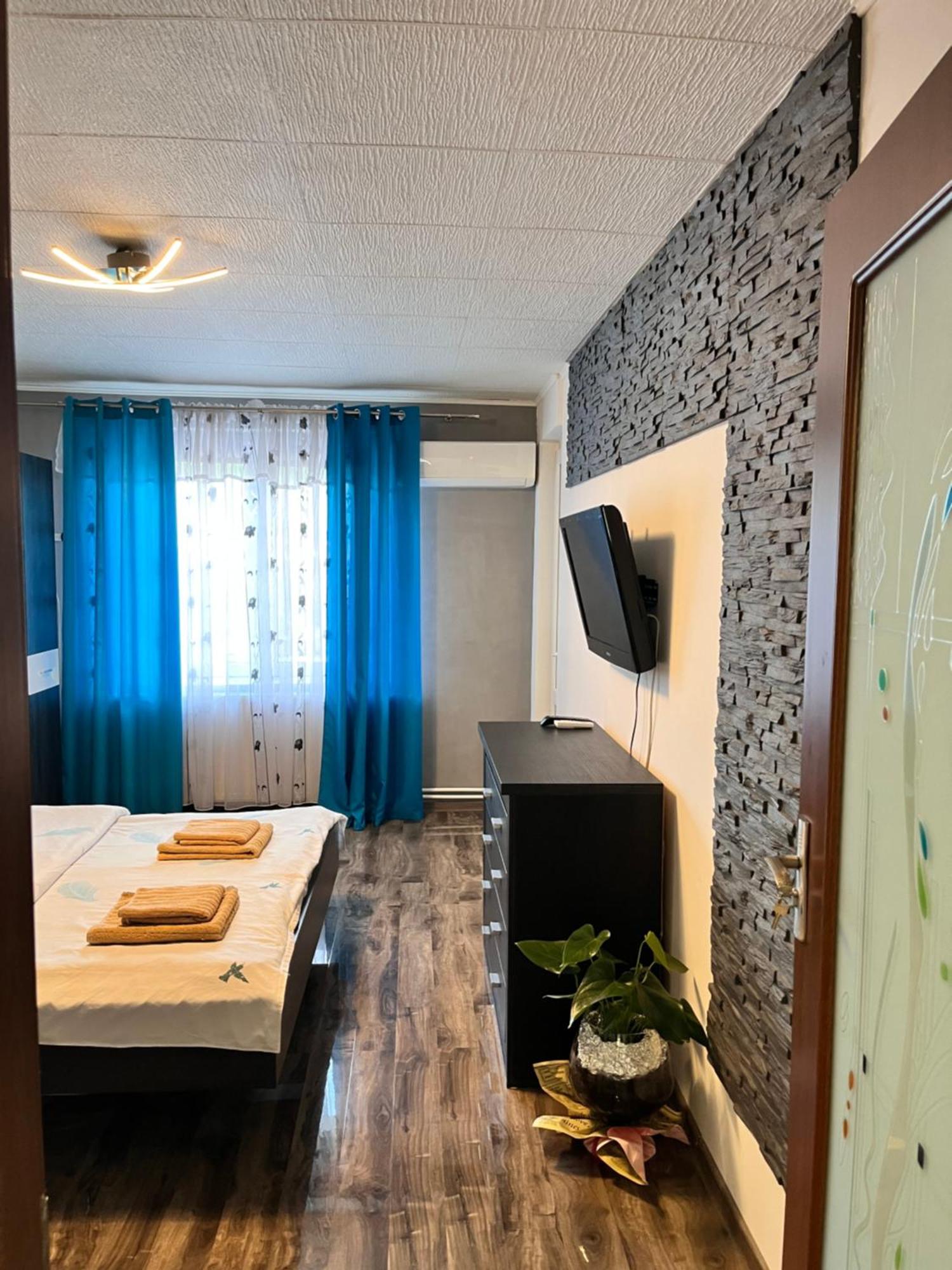 Apartament Maria 1 Băile Herculane Buitenkant foto